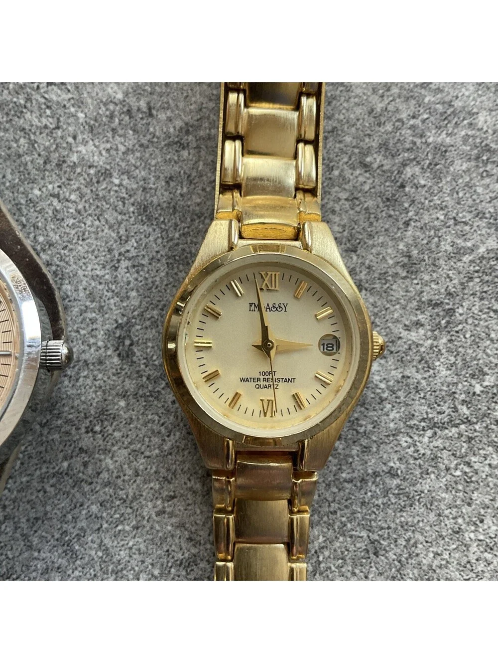 Nice Pair of Fossil And Gruen Womens Watches Both Watches Run Great D1